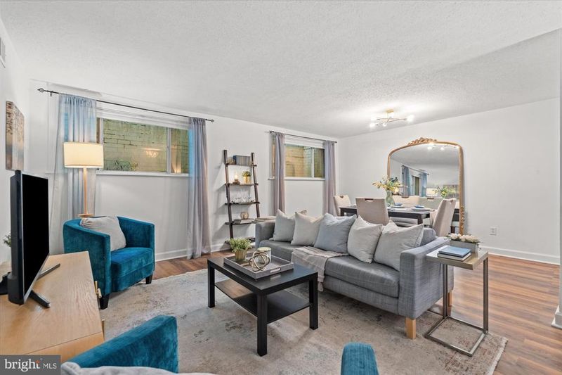 1730 Arlington Blvd #4, Arlington, VA 22209