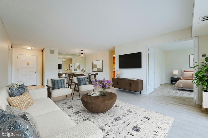 8340 Greensboro Dr #225, Mclean, VA 22102