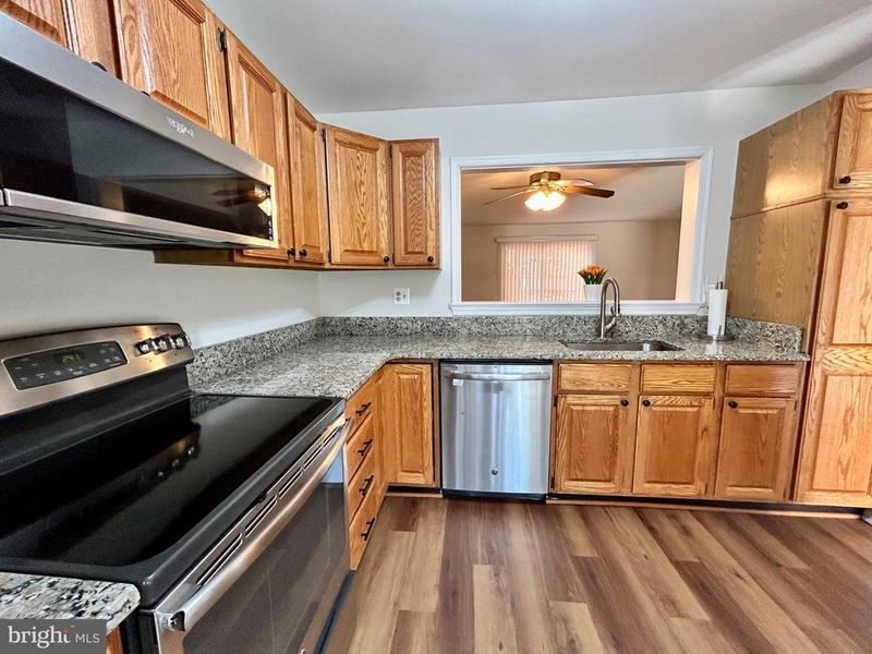 7932 Pebble Brook Ct, Springfield, VA 22153