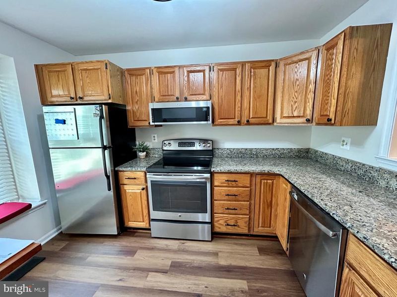 7932 Pebble Brook Ct, Springfield, VA 22153