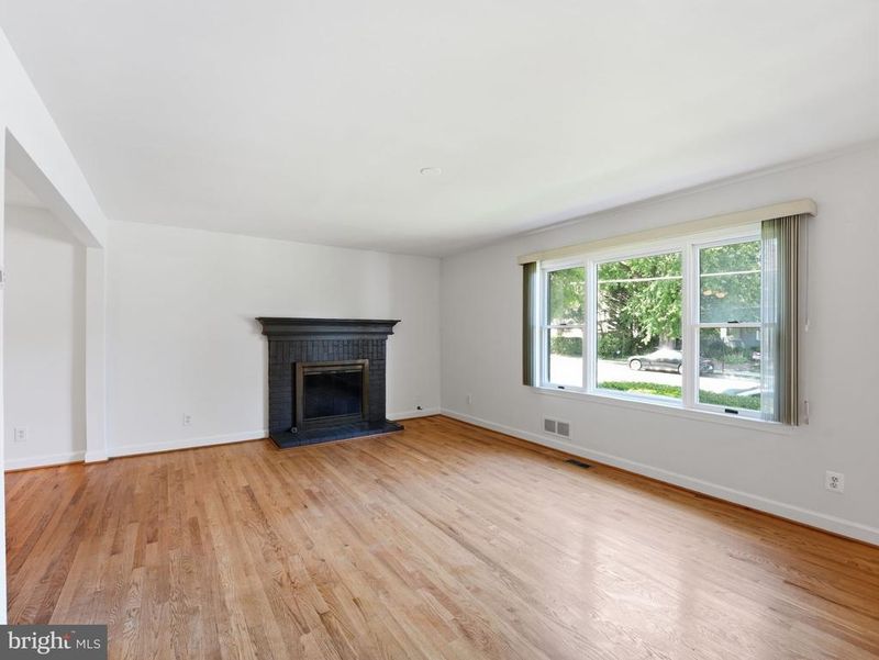 6230 Washington Blvd, Arlington, VA 22205