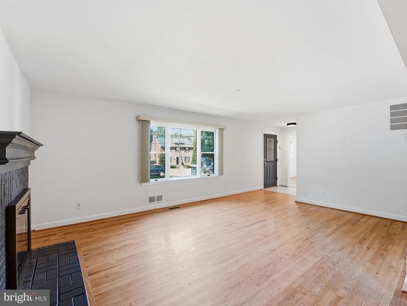 6230 Washington Blvd, Arlington, VA 22205