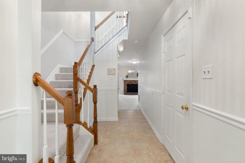 45477 Baggett Ter, Sterling, VA 20166