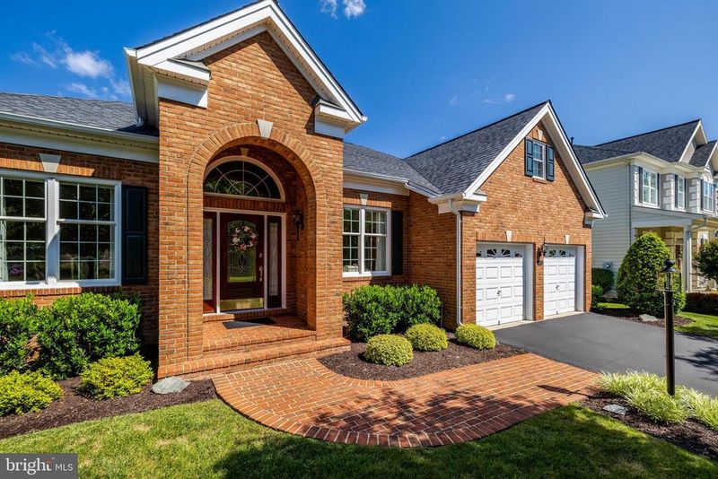 15454 Legacy Way, Haymarket, VA 20169