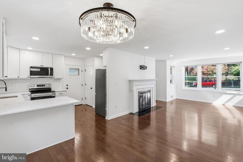 1921 Ruatan St, Hyattsville, MD 20783