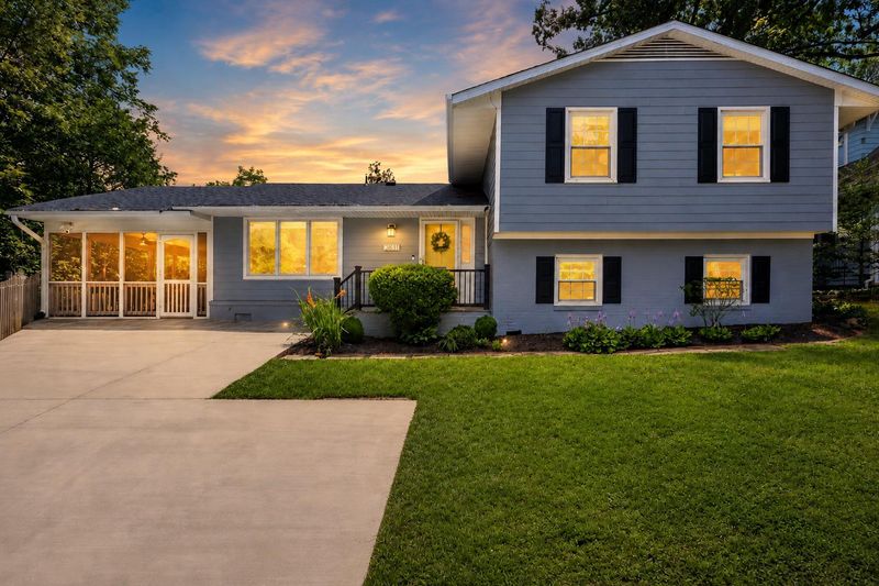 3831 N Vernon St N, Arlington, VA 22207