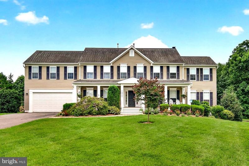 16900 Hillard St, Poolesville, MD 20837