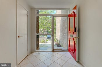 266 New Mark Esplanade, Rockville, MD 20850