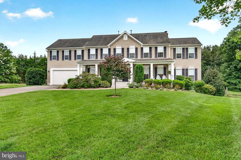 16900 Hillard St, Poolesville, MD 20837