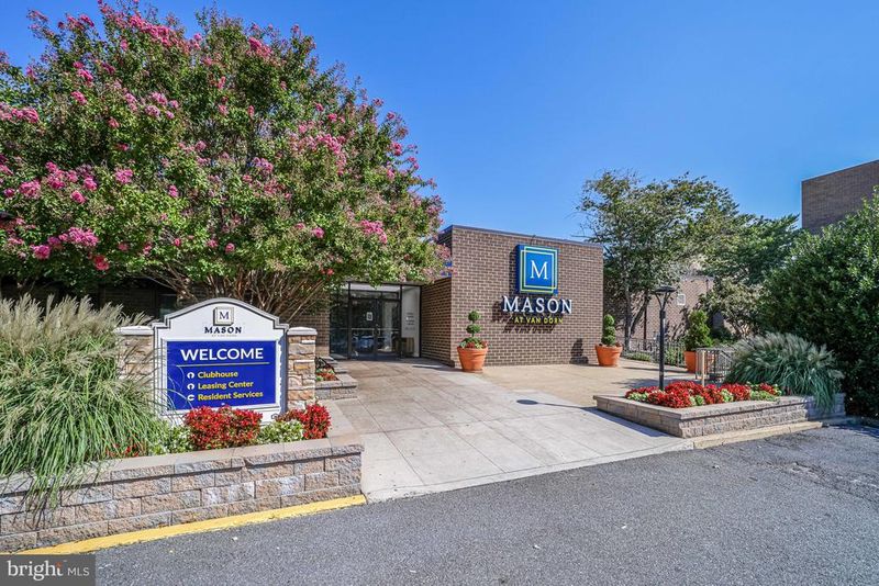 4 S Van Dorn #602, Alexandria, VA 22304