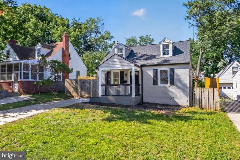 1014 Crawford Dr, Rockville, MD 20851