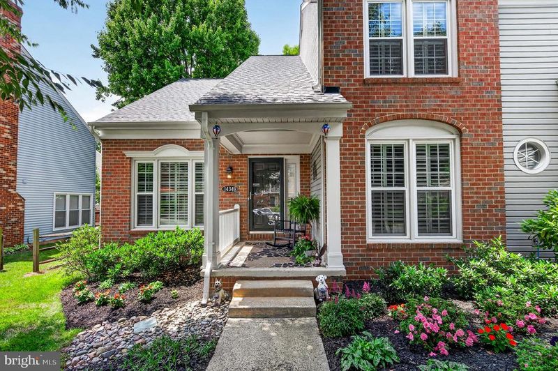 14349 Brookmere Dr, Centreville, VA 20120