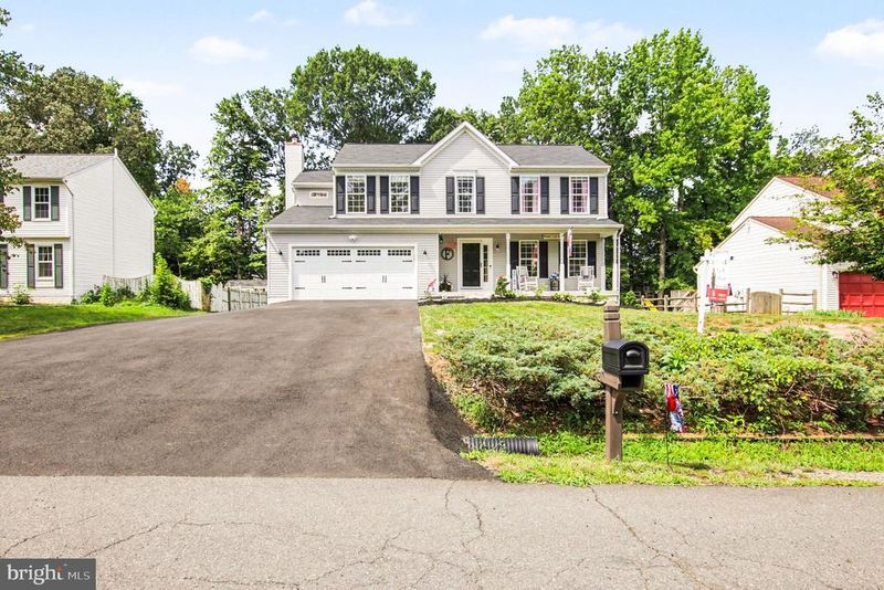 59 Briarwood Dr, Fredericksburg, VA 22405