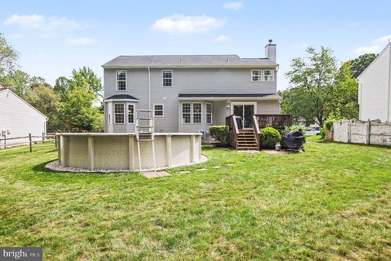 59 Briarwood Dr, Fredericksburg, VA 22405