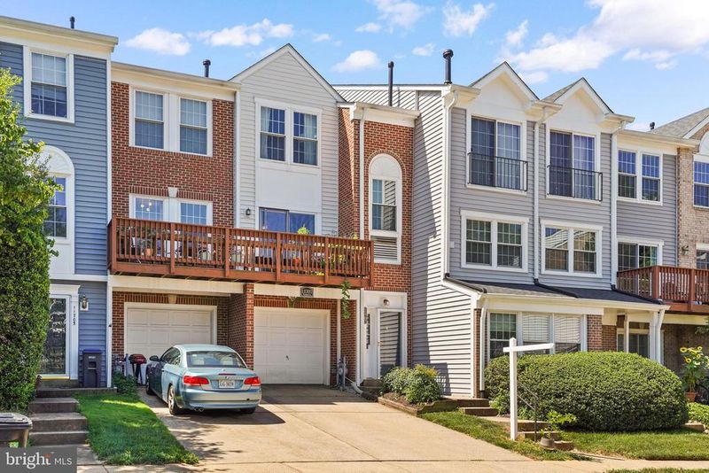 11707 Tumbrel Ct #3, Fairfax, VA 22030