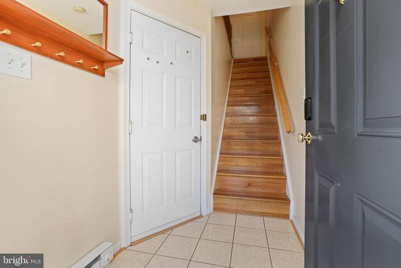 11707 Tumbrel Ct #3, Fairfax, VA 22030