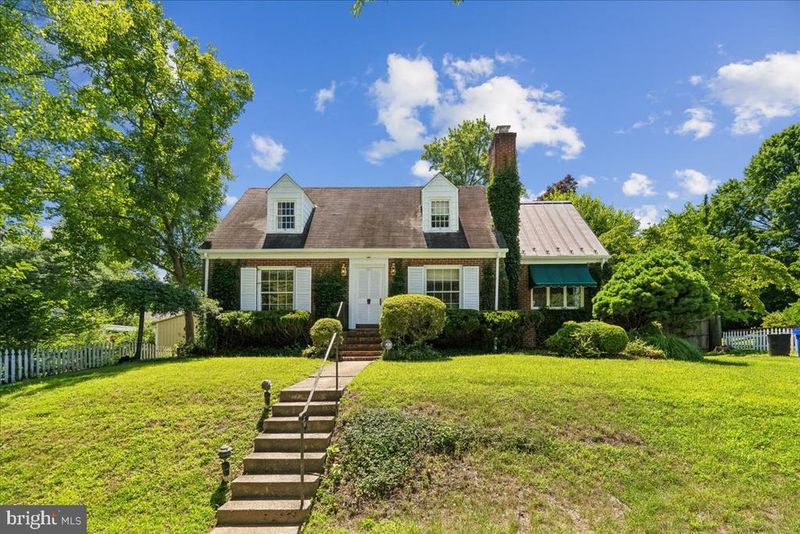 1011 W Nolcrest Dr, Silver Spring, MD 20903