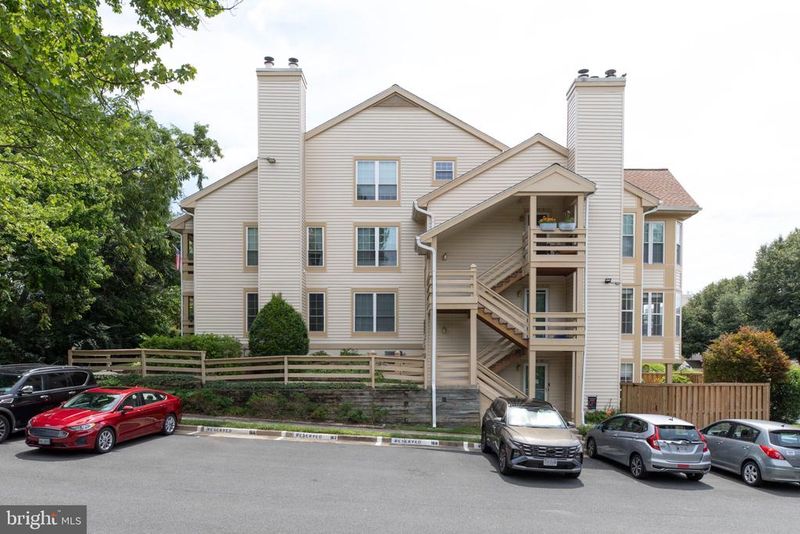 6611 Jupiter Hills Cir #I, Alexandria, VA 22312