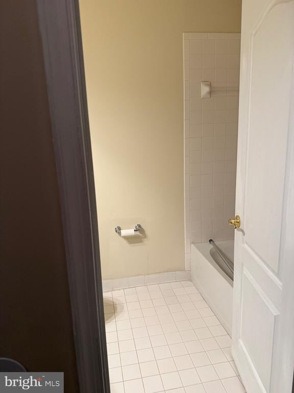 907 Pleasant Dr, Rockville, MD 20850