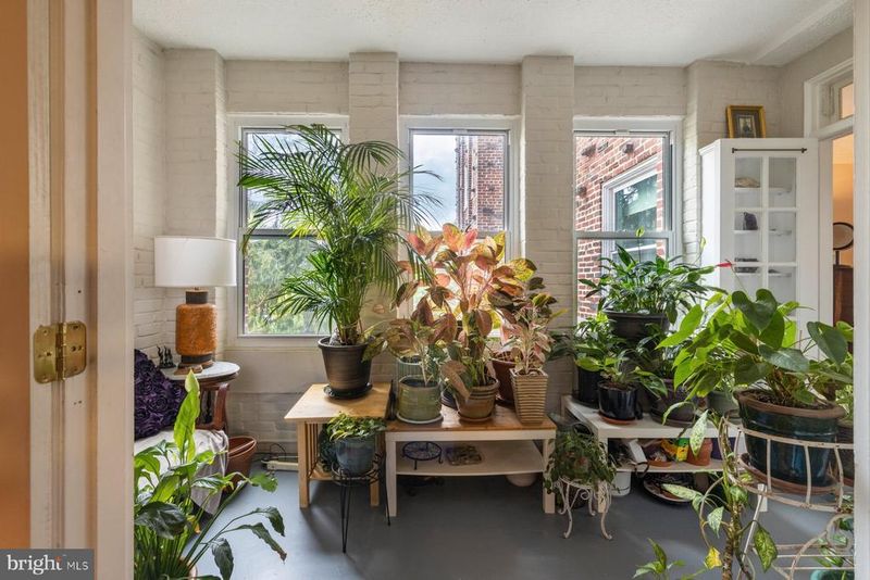 4707 Connecticut Ave NW #313, Washington, DC 20008