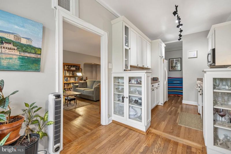 4707 Connecticut Ave NW #313, Washington, DC 20008