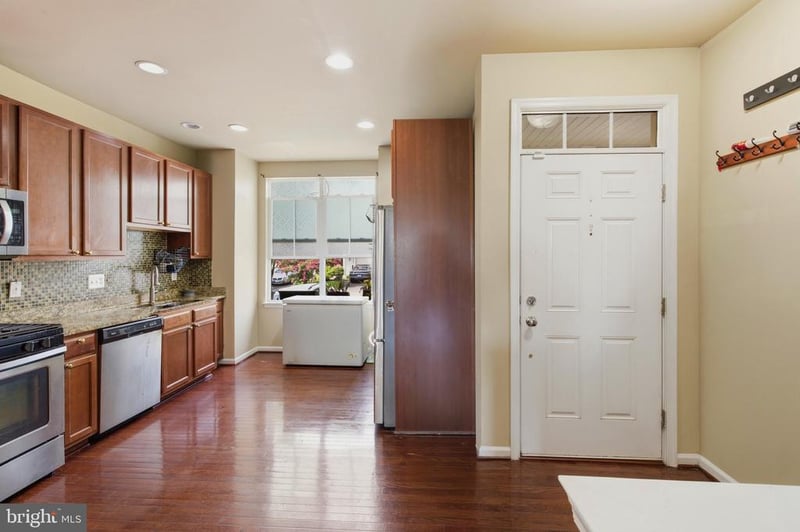2968 Chinkapin Oak Ln, Woodbridge, VA 22191