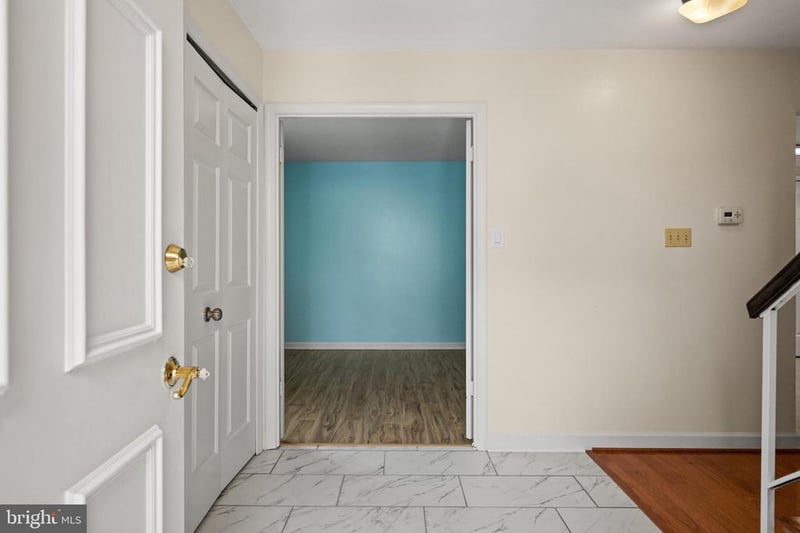 5420 Cabot Ridge Ct, Fairfax, VA 22032