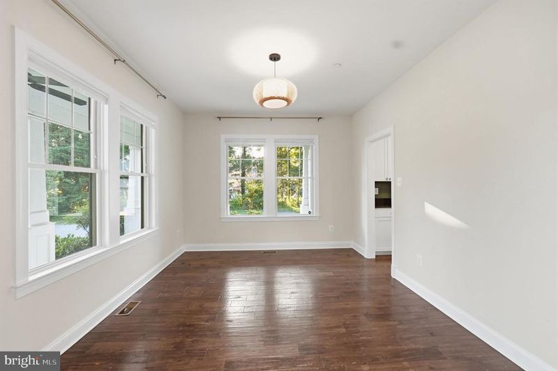 17601 Crystal Spring Ter, Ashton, MD 20861