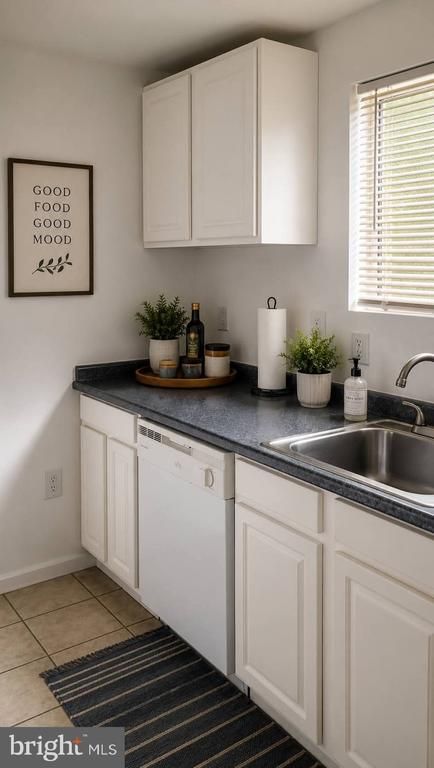 2610 Wade Rd SE #205, Washington, DC 20020