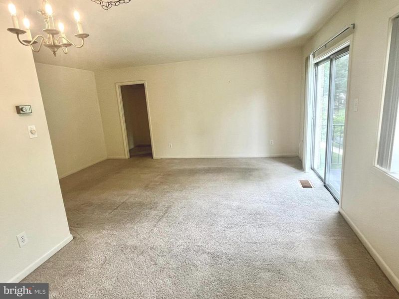 10625 Montrose Ave #204, Bethesda, MD 20814