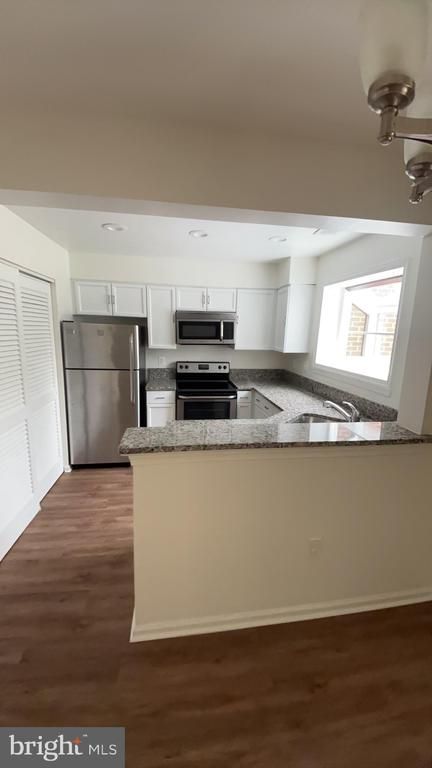 2602 S Arlington Mill Dr, Arlington, VA 22206