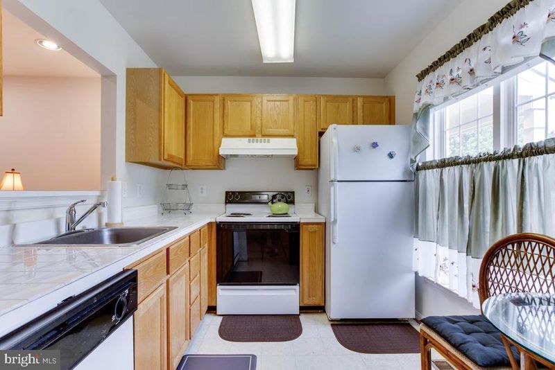 13056 Salford Ter, Upper Marlboro, MD 20772