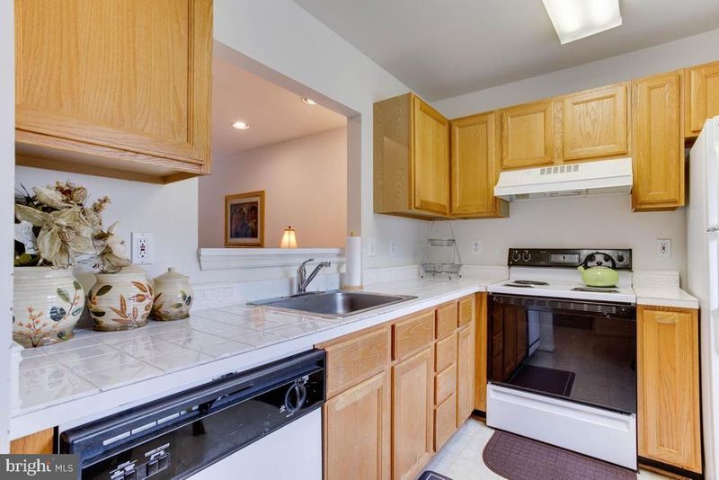 13056 Salford Ter, Upper Marlboro, MD 20772