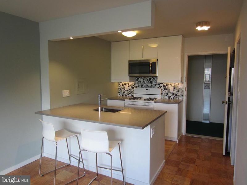 2030 F St NW #405, Washington, DC 20006
