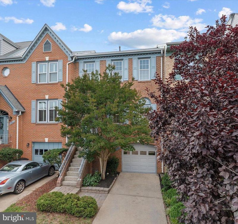 5960 Wescott Hills Way, Alexandria, VA 22315