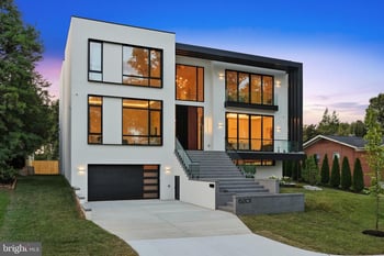 6201 Plainview Rd, Bethesda, MD 20817