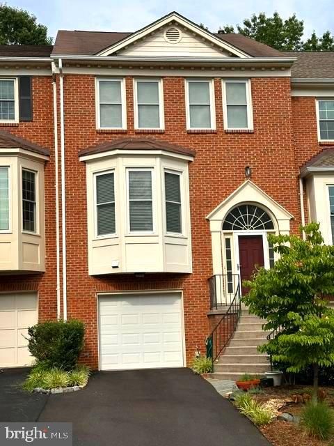 2069 Van Tuyl Pl, Falls Church, VA 22043