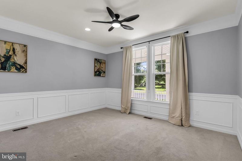 42522 Stratford Landing Dr, Brambleton, VA 20148