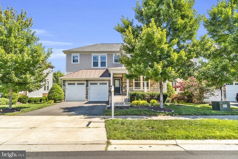 42522 Stratford Landing Dr, Brambleton, VA 20148