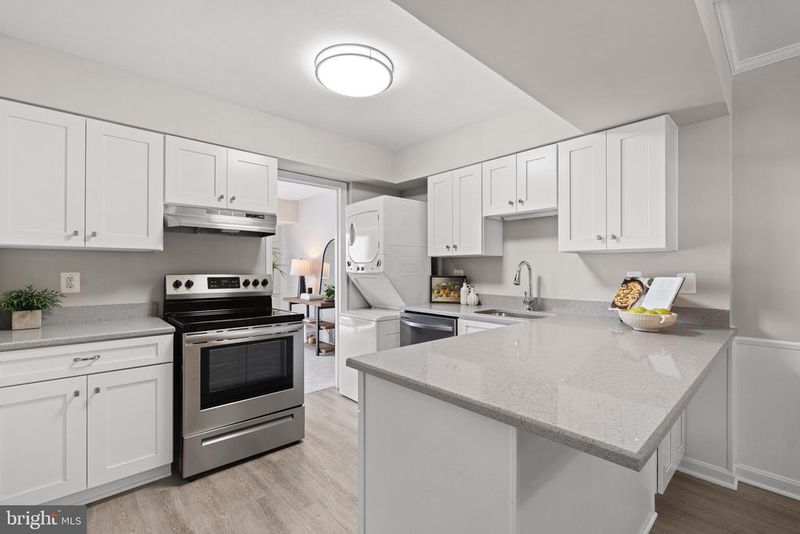 14479 Saint Germain Dr, Centreville, VA 20121
