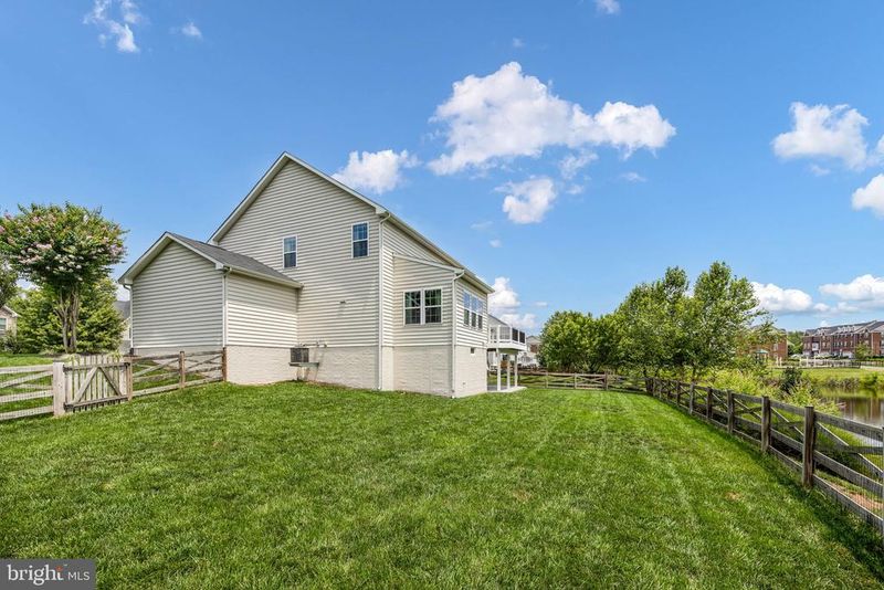 41833 Walden Knoll Ct, Aldie, VA 20105
