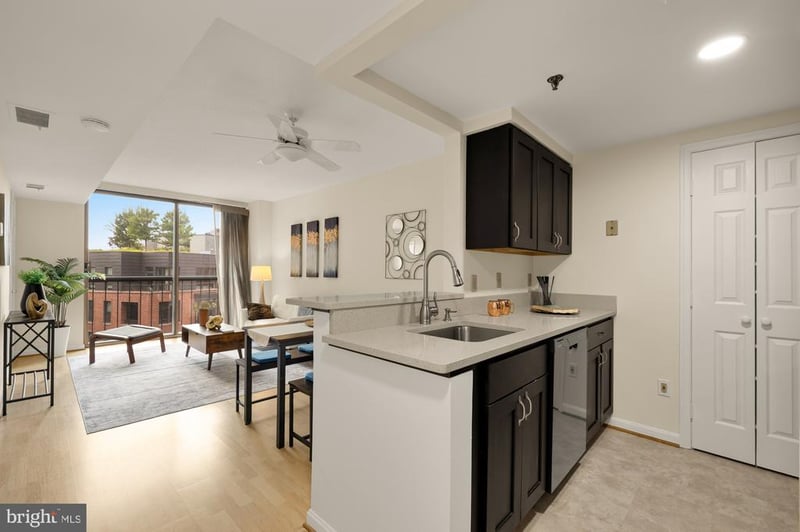 4808 Moorland Ln #614, Bethesda, MD 20814