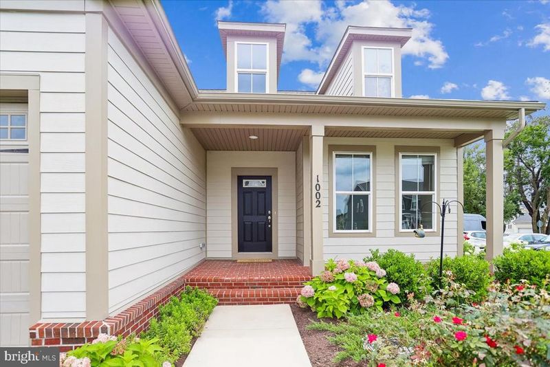 1002 Pipers Brook Dr, Purcellville, VA 20132
