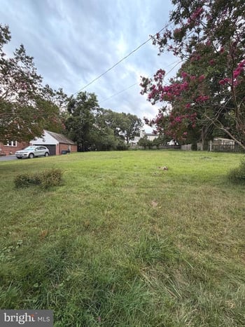 10306 Naglee Rd, Silver Spring, MD 20903