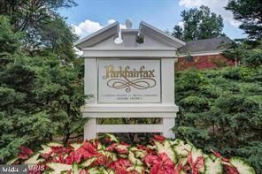 3459 Martha Custis Dr, Alexandria, VA 22302