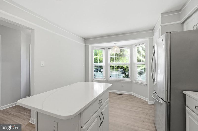 6436 Frothingham Ct, Elkridge, MD 21075