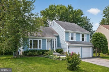 17418 Saint Theresa Dr, Olney, MD 20832