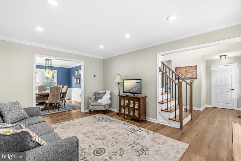 6422 Springhouse Cir, Clifton, VA 20124