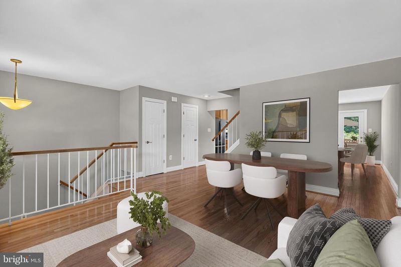 7023 Solomon Seal Ct, Springfield, VA 22152