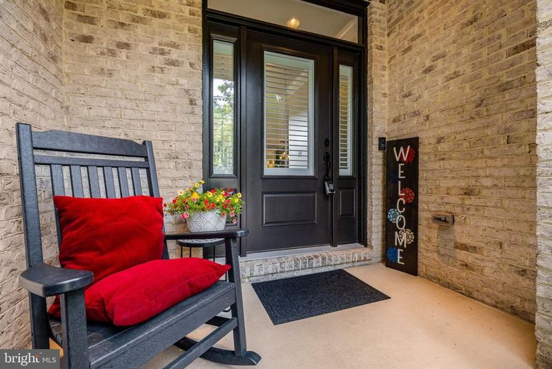 20405 Savin Hill Dr, Ashburn, VA 20147